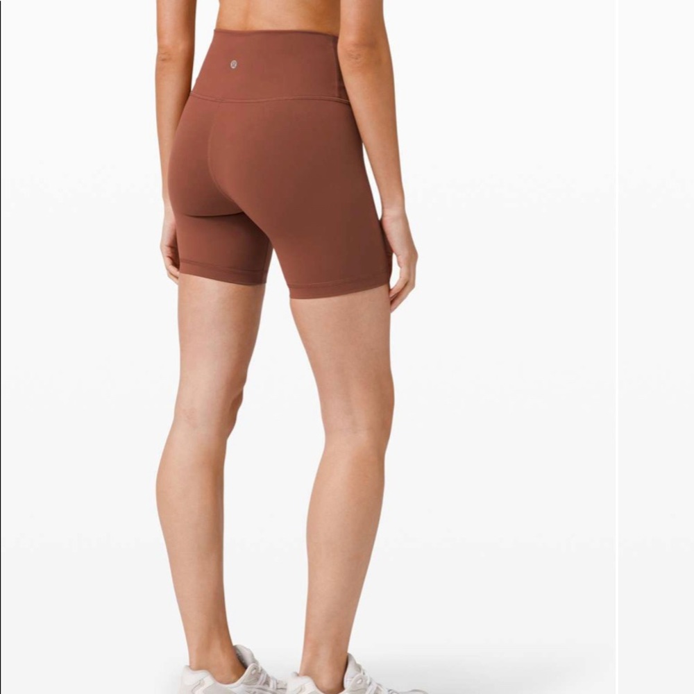 Lululemon Wunder Train High-Rise Short 6"